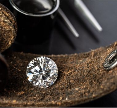 Diamond carat