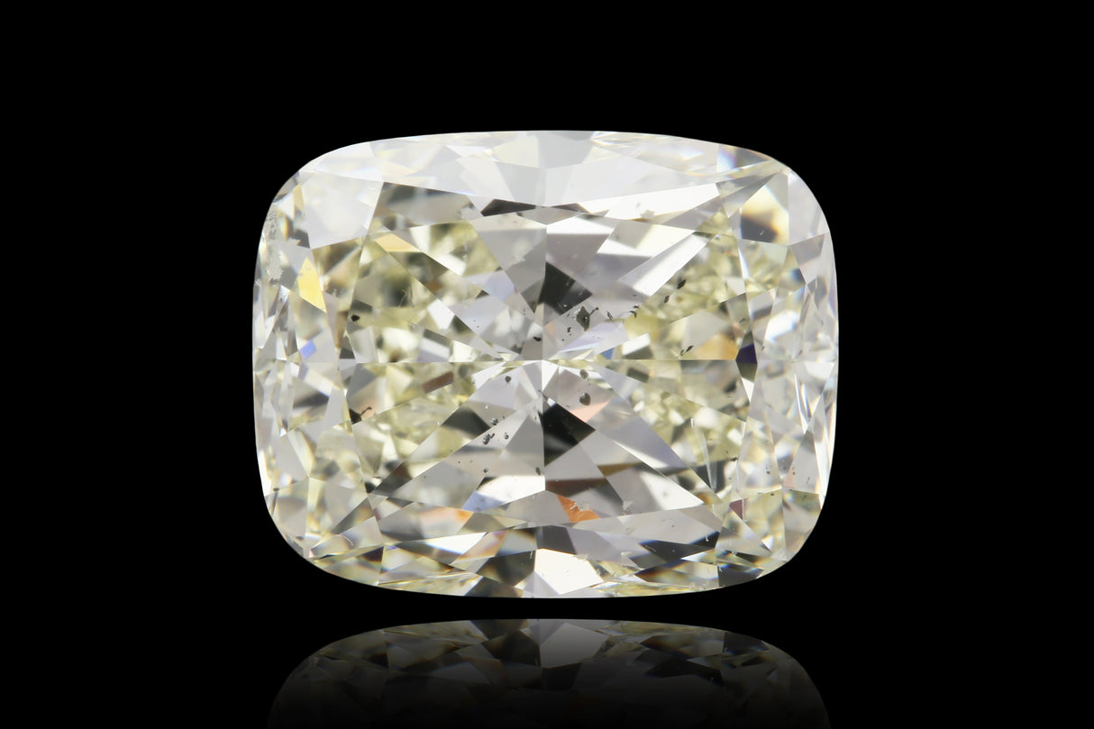 7.48 carat Cushion diamond L SI2