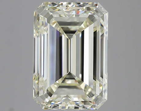 8.08 carat Emerald diamond L IF