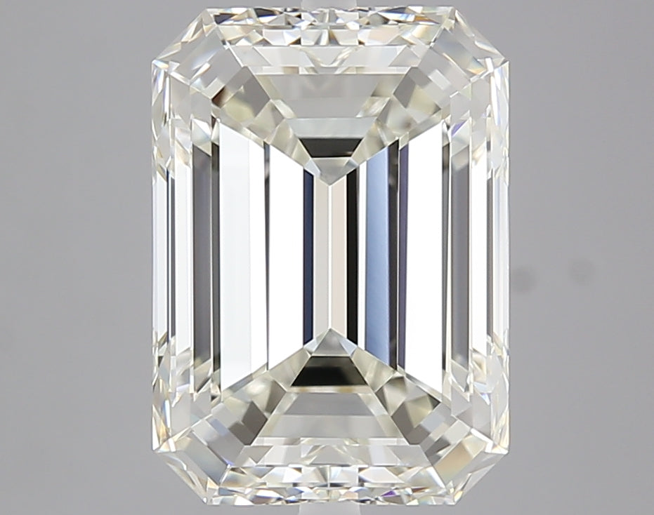 5.02 carat Emerald diamond J VS1