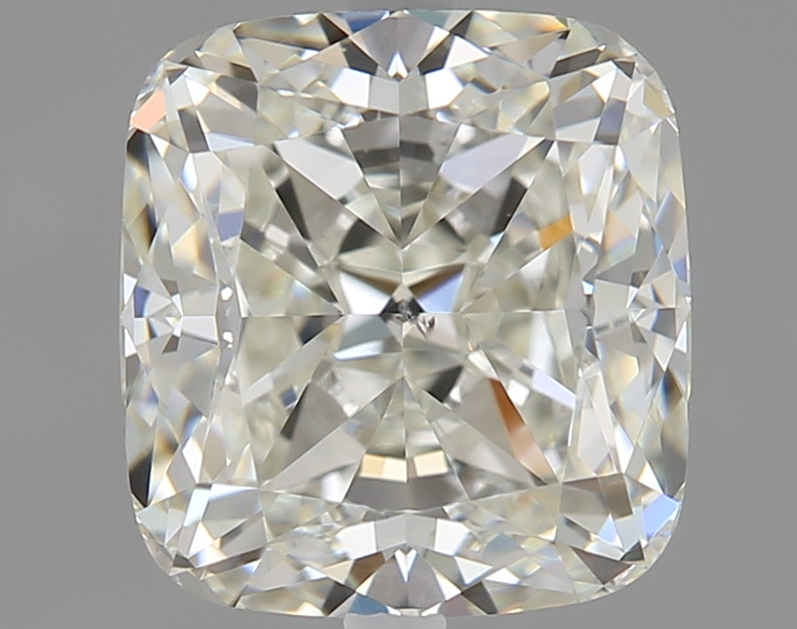 1.70 carat Cushion diamond H VS2