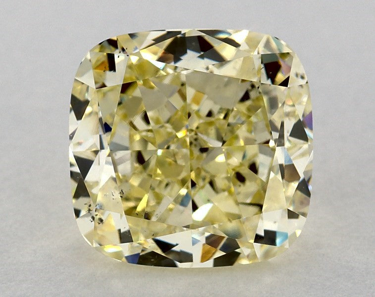 5.27 carat Cushion diamond Yellow SI1