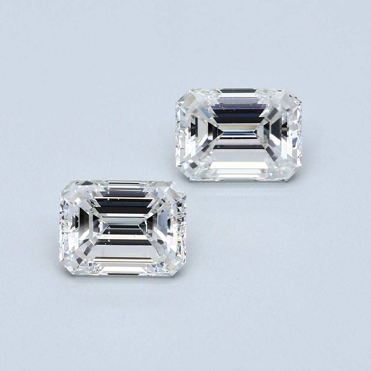 2.02 carat Emerald diamond G VS2