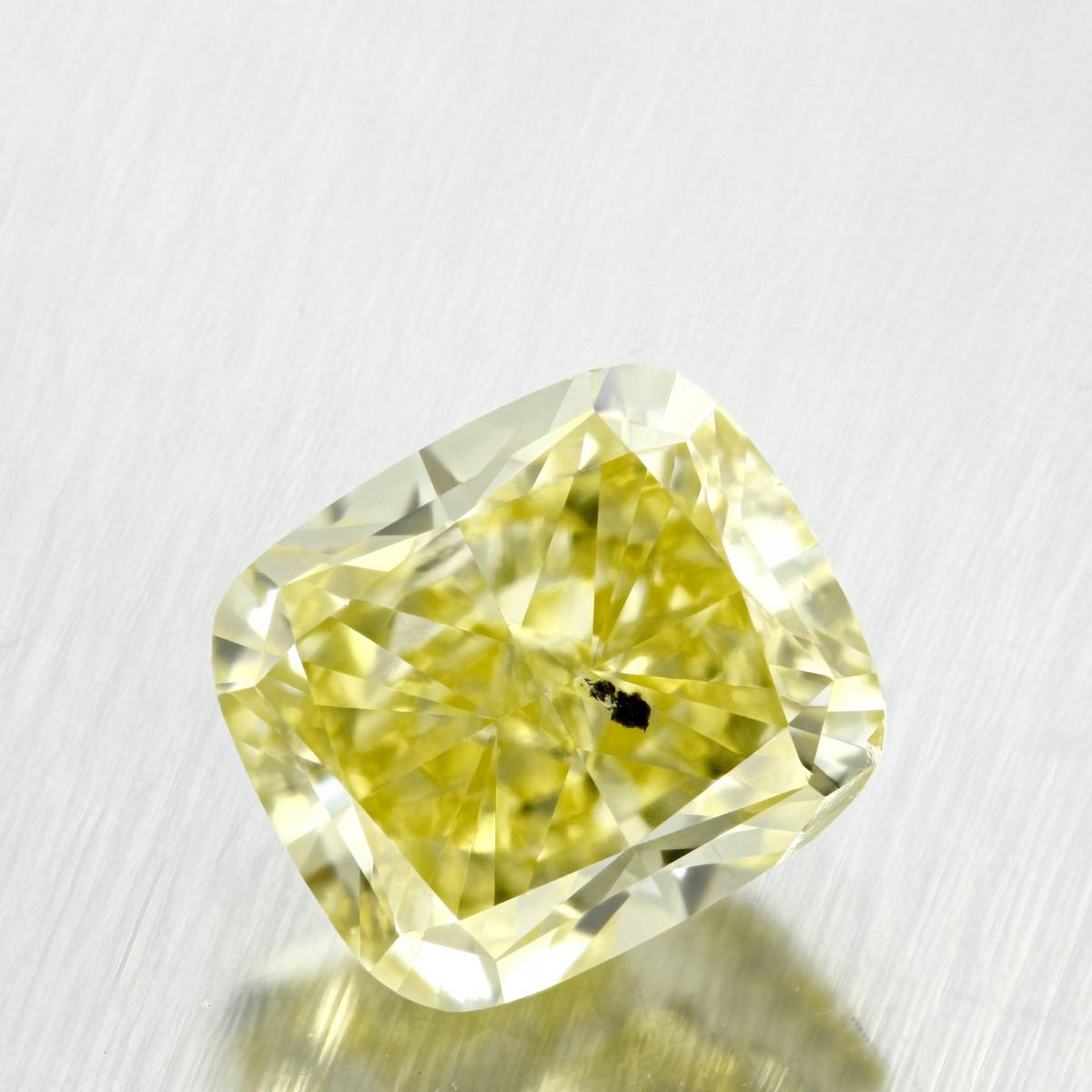 0.81 carat Cushion diamond Yellow I1