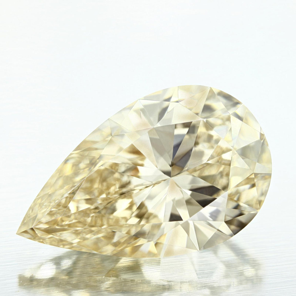 10.03 carat Pear diamond L VVS1