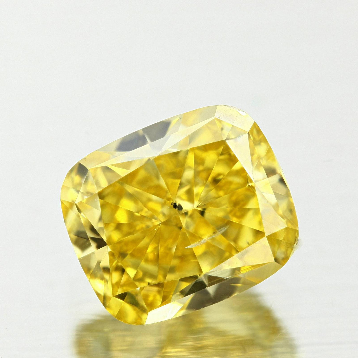 1.07 carat Cushion diamond Yellow SI2