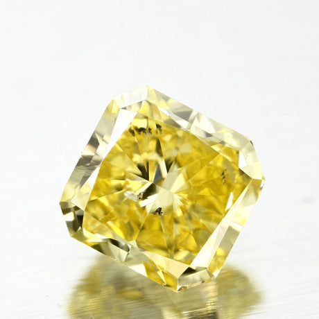 1.03 carat Radiant diamond Yellow SI2