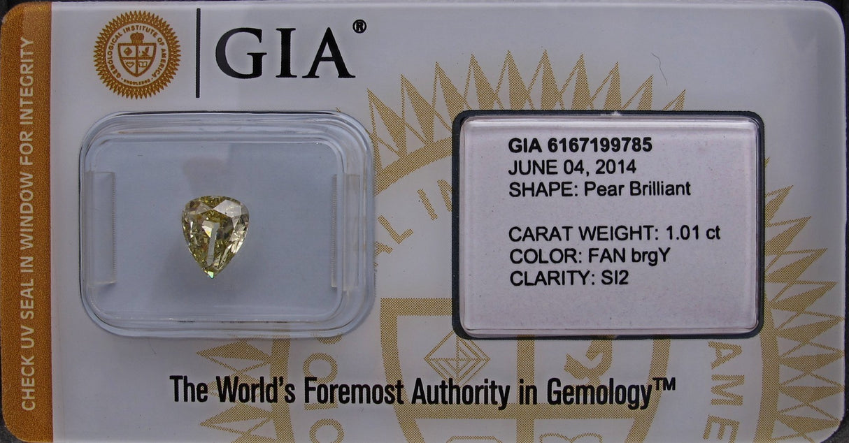1.01 carat Pear diamond Yellow SI2