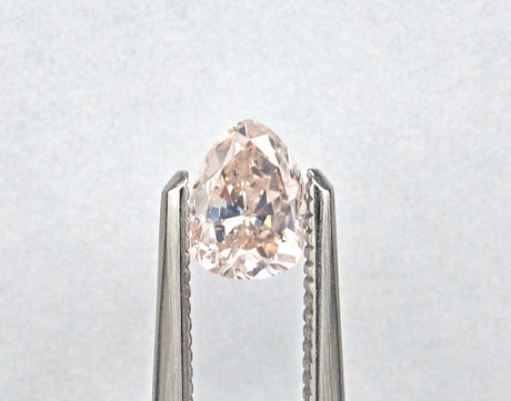 0.66 carat Pear diamond Pink SI2