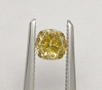 0.70 carat Cushion diamond Yellow SI1