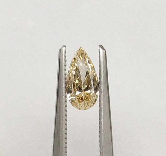 0.74 carat Pear diamond Brown VS1
