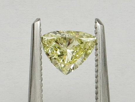 0.51 carat Triangle diamond Yellow SI2