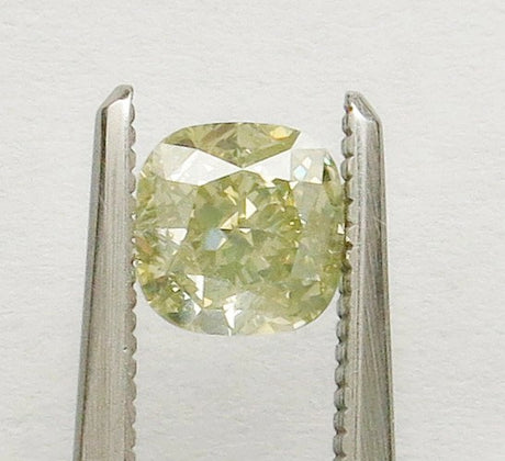 1.02 carat Cushion diamond Yellow SI2