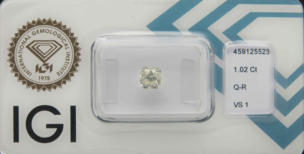 1.02 carat Cushion diamond Yellow VS1