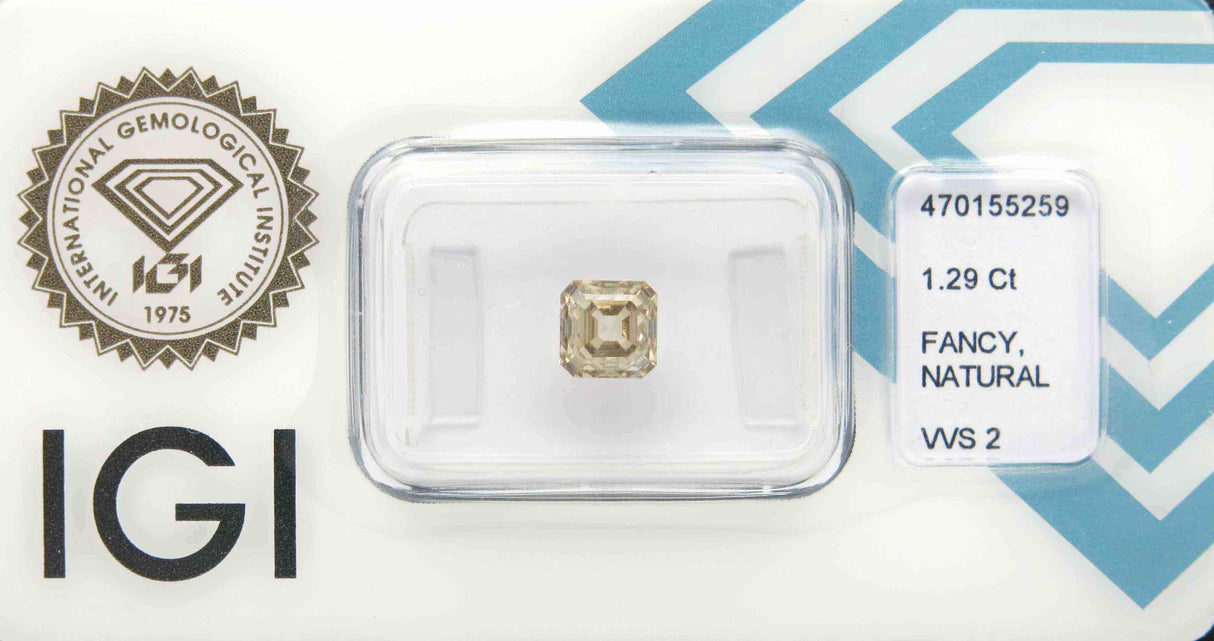 1.29 carat Emerald diamond Brown VVS2