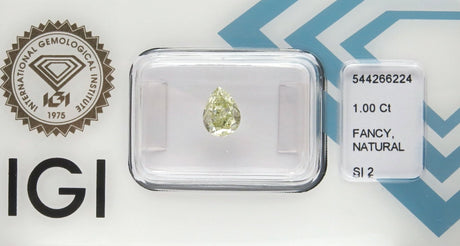 1.00 carat Pear diamond Yellow SI2