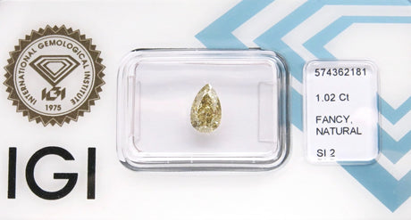 1.02 carat Pear diamond Yellow SI2