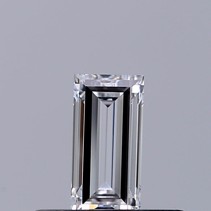 0.31 carat Baguette diamond D IF