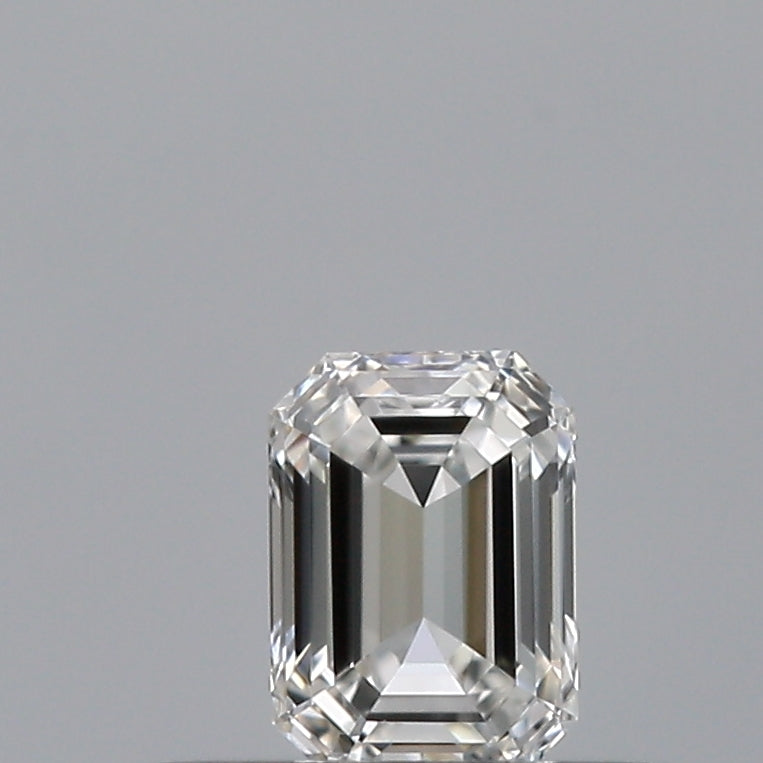 0.24 carat Emerald diamond E VVS1