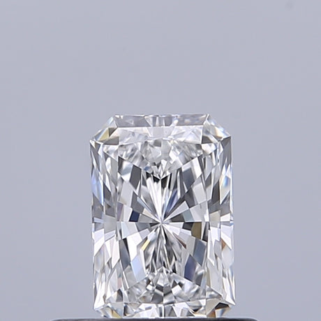 0.41 carat Radiant diamond D IF