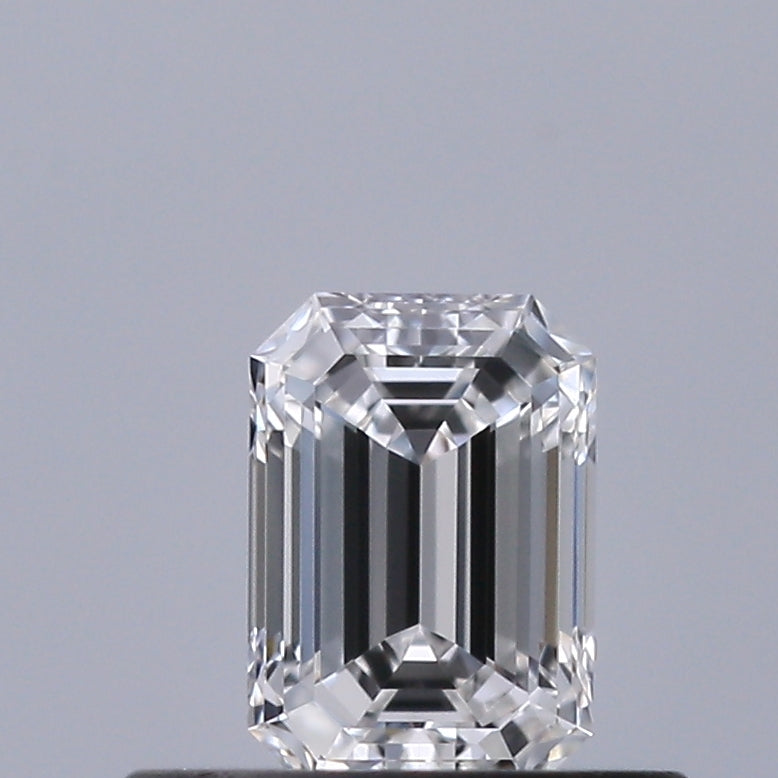 0.34 carat Emerald diamond E VVS1