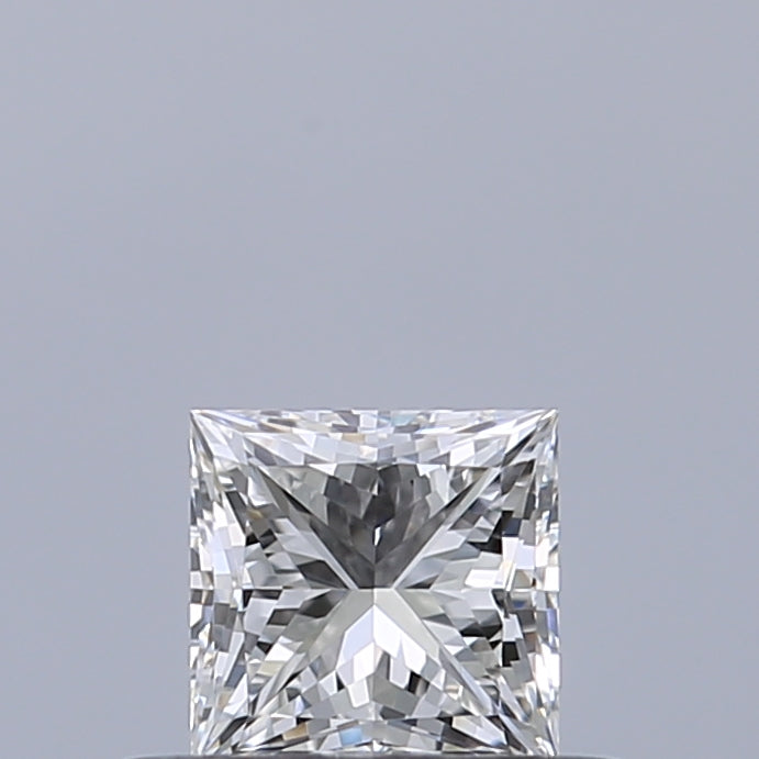 0.32 carat Princess diamond E VVS2