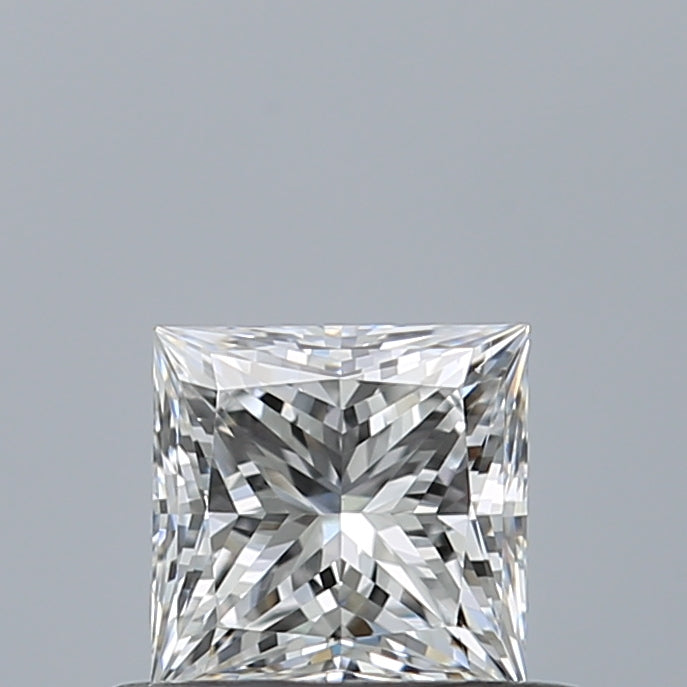 0.46 carat Princess diamond D VVS2
