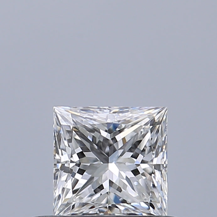 0.41 carat Princess diamond D VVS2