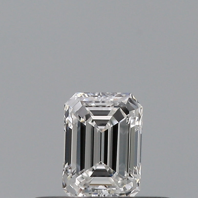 0.23 carat Emerald diamond E VVS2