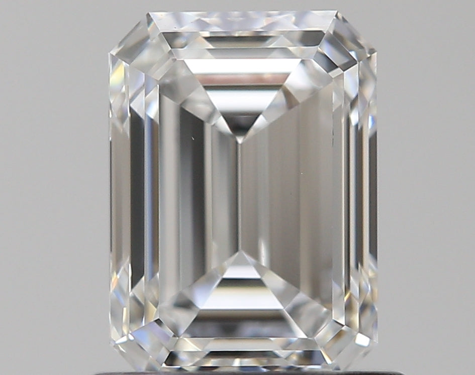 0.90 carat Emerald diamond E VVS2