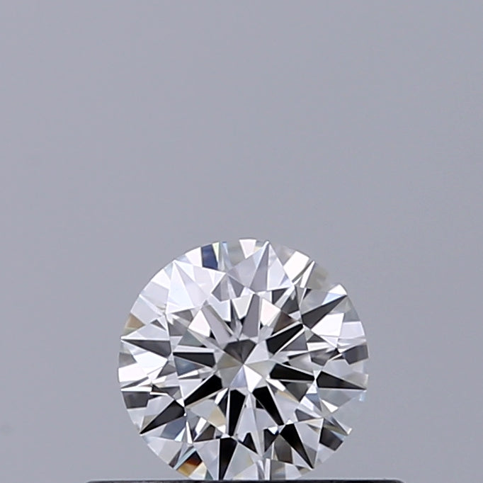0.27 carat Round diamond F VVS2 Excellent