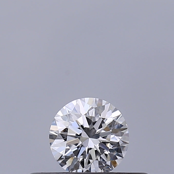0.18 carat Round diamond E VVS2 Excellent