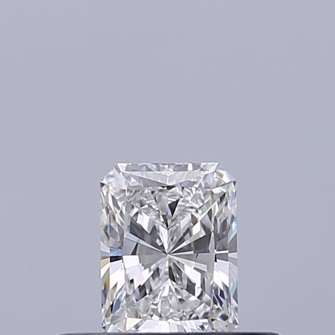 0.26 carat Radiant diamond E IF
