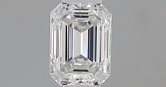 0.27 carat Emerald diamond E VVS1