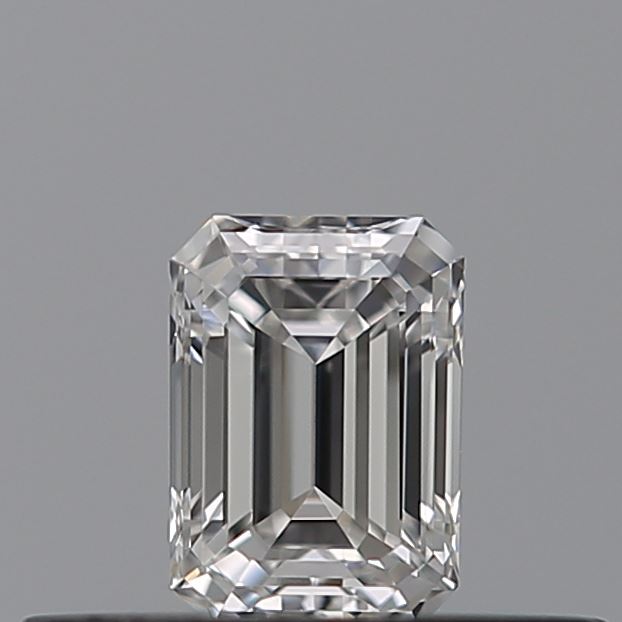 0.23 carat Emerald diamond E VS1