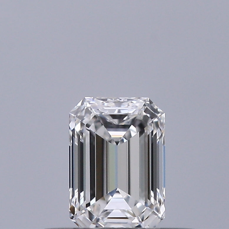 0.30 carat Emerald diamond D VS1