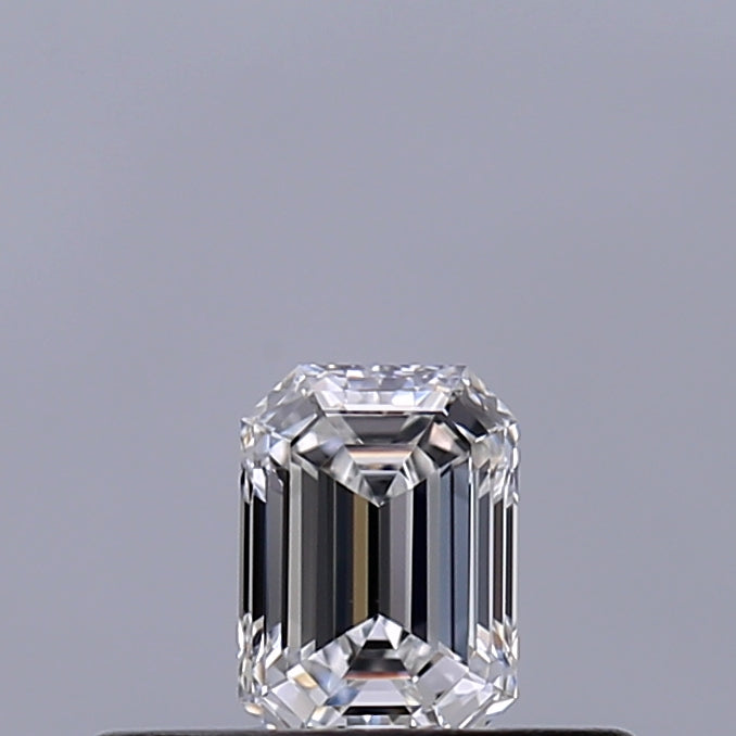 0.23 carat Emerald diamond E VS1