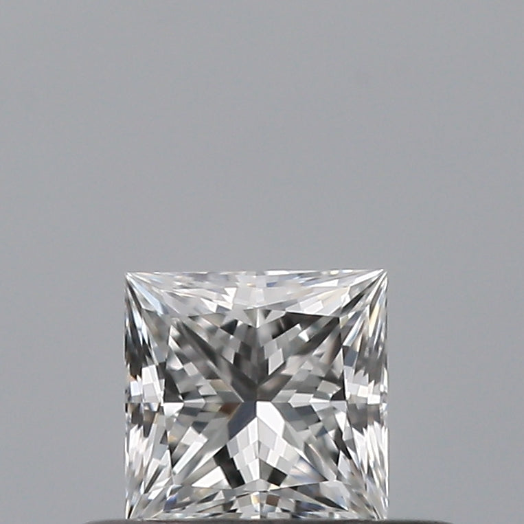 0.30 carat Princess diamond E VVS1
