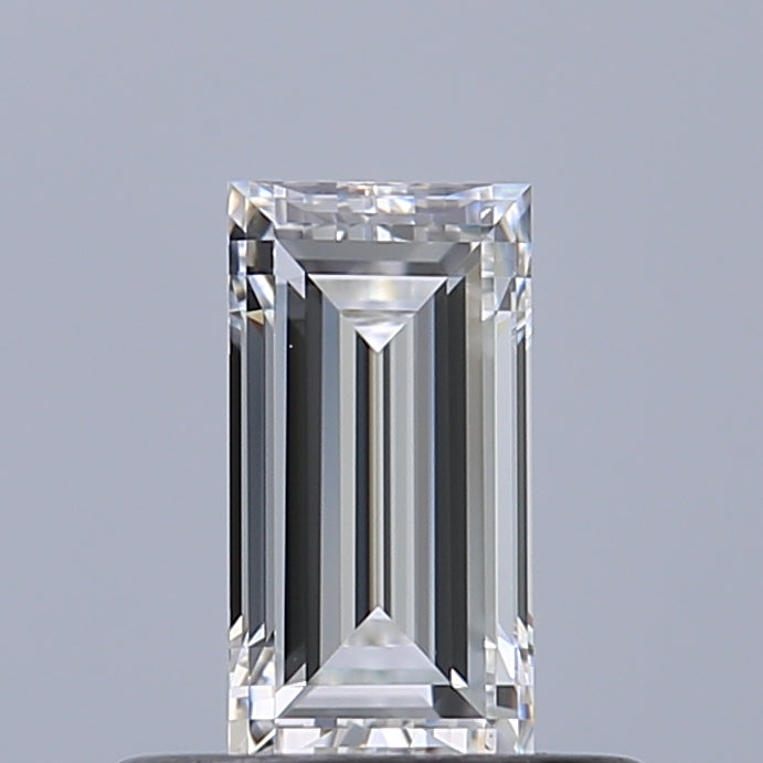 0.44 carat Baguette diamond E VVS2