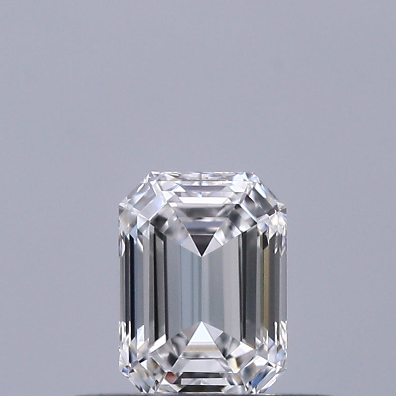 0.30 carat Emerald diamond D VVS1