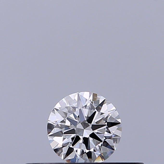 0.18 carat Round diamond E IF Excellent