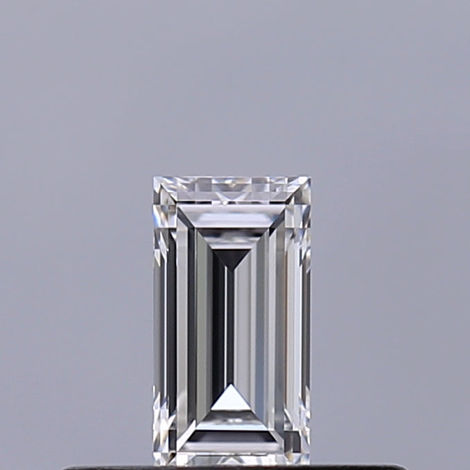 0.26 carat Baguette diamond E VVS1