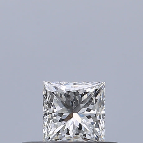 0.24 carat Princess diamond E VVS2