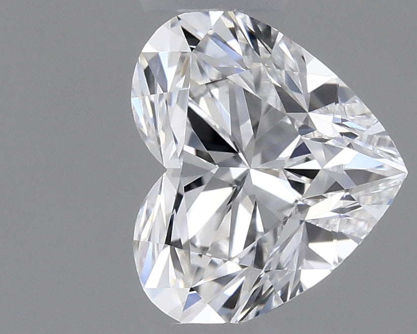 0.44 carat Heart diamond E VVS2
