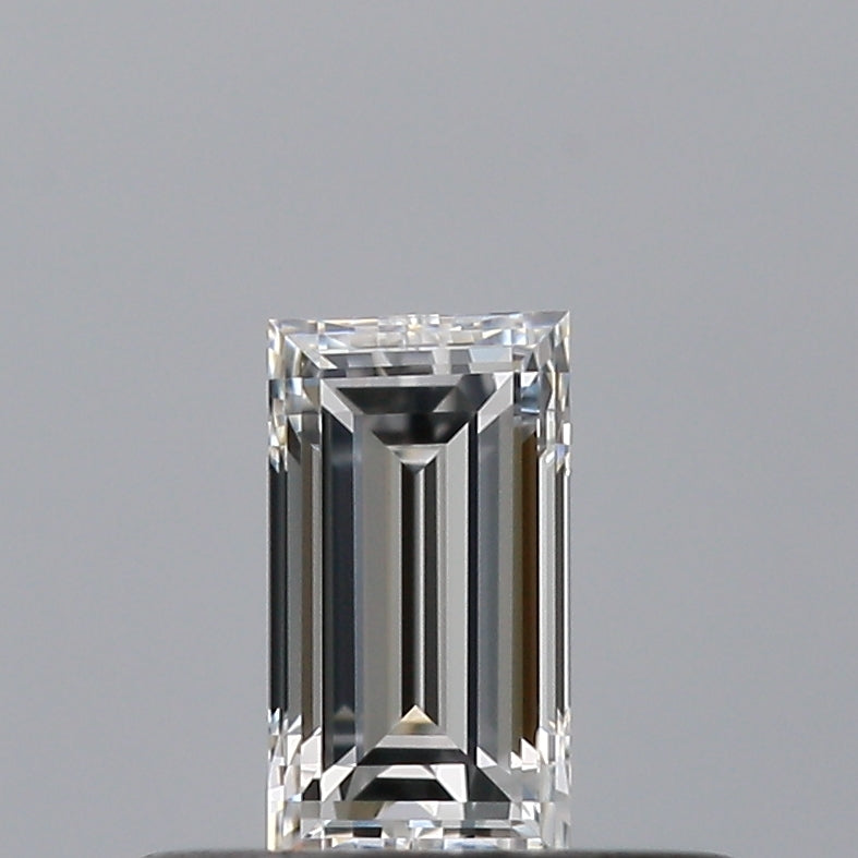0.26 carat Baguette diamond E VVS2