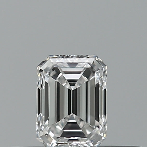 0.23 carat Emerald diamond D VVS2