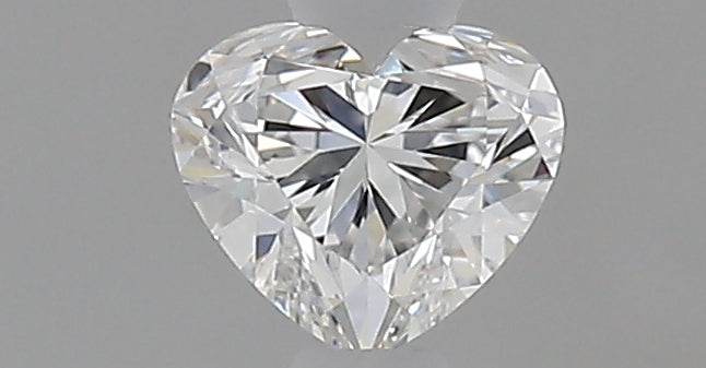 0.30 carat Heart diamond F VS1