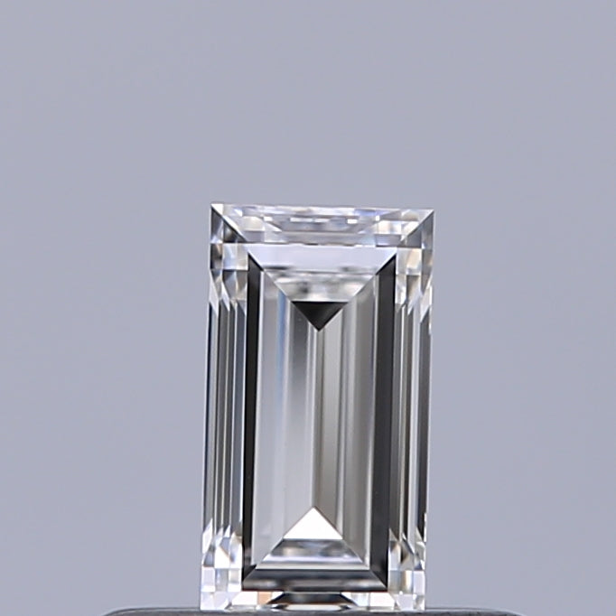 0.34 carat Baguette diamond E IF