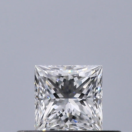 0.30 carat Princess diamond E VVS1