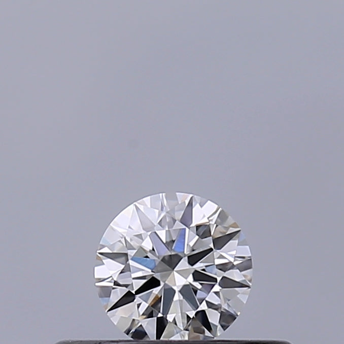 0.18 carat Round diamond F VVS2 Excellent